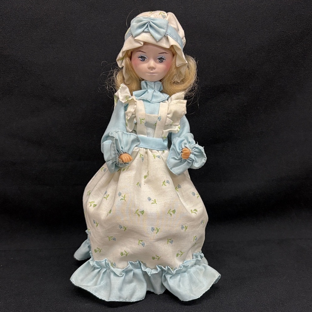 1970s Vintage Bradley Doll “Cindy” 10.5”